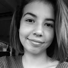 willow stevenson (@willowraineee)