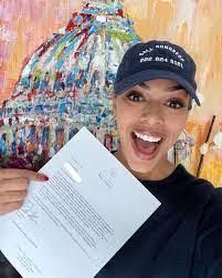 Antoinette Nunn's Instagram, Twitter & Facebook