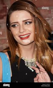 Actress barton british hi-res stock photography and images