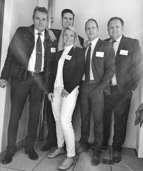 Coole Truppe Unser Erfolgreiches Beraterteam Gerade Mal In Acht Wochen Uber 140 Einheiten In Frankfurt Vermiet Mietwohnungen Immobilien Kaufen Haus Verkaufen