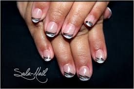 Resultat De Recherche D Images Pour Modele Ongle Gel Nail Art Discret Nail Art Gel Nail Art