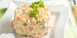 Salată de boeuf cu piept de pui - Glasul Hunedoarei