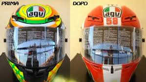 See more of marco simoncelli (sic) e valentino rossi(the doctor) on facebook. Rossi Simoncelli Airbrush Helmet Valentino Rossi Helmets