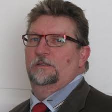 bonjour je recherche un boucher pour un supermarché de la region de  cambrai, si vous etes interessé ou si un de vos collegue recherche un  nouveau poste n'hesitez pas a me contacter .+++