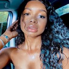 rebekah young (@rebekahyounggg)