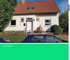 Es gibt sowohl wohnungen in der von barockbauten geprägten innenstadt als auch reihenhäuser am stadtrand und einfamilienhäuser in attraktiver grünlage. Haus Zum Verkauf 66113 Saarbrucken Mapio Net