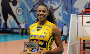 She is 1.79 m (5 ft 10 in) tall. Garay Anuncia Pausa Na Carreira Para Engravidar Apos Jogos De Toquio Folha Pe