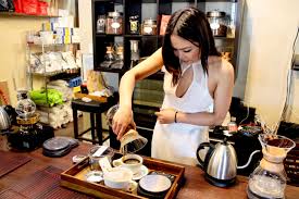 Cafe Ao Dai Seeks To Redefine The Vietnamese Cafe Oc Weekly