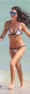 Feb 25, 2017 · katie lee's kitchen skills don't get in the way of her having a stellar beach body. Katie Lee Flaunts Her Incredible Body During Miami Getaway Daily Mail Online