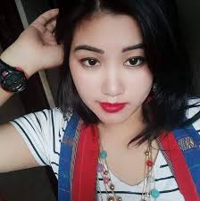 This feisty kestrel chick is so like its mum Athena🦅