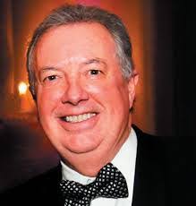 Scott Declue's Instagram, Twitter & Facebook