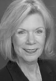 1 June 11, 2015 Friends, Family Members, and Colleagues, On behalf of the  Fellows' Executive Committee, I welcome you to the 1