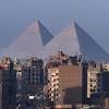 Die größte und vermutlich bekannteste pyramide ist die des pharao cheops. 1