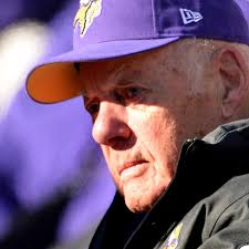 Chris Tomasson: Vikings coach Bud Grant was humble, honest and not that  impressed by celebrity