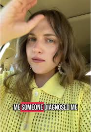 Por qué me da vergüenza ver escenas románticas