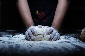 Tout Savoir Sur Un Bon Petrissage De La Pate A Pizza Pizza Caldo