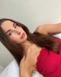 Maude Pelletier : r/PrettyGirls