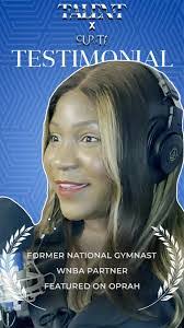 Lindsay Noel's Instagram, Twitter & Facebook