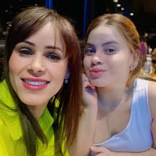 Lillian Corrêa (@lillian__correa) • Instagram photos and videos