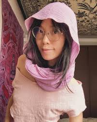 Bonnie Lo (@bonnie_brum_) • Instagram photos and videos