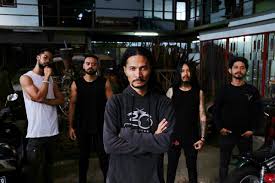 Berikut ini merupakan kata kata bijak yang sering dipakai oleh anak metal atau underground. Anak Band Mental Berusaha Bangkit Seni Koran Tempo Co