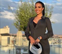 Georgina Rodriguez Net Worth 2022 - Income, Salary, Career, Bio - Bio  Overview