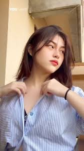 Melihat foto wanita cantik - Kontolin experience starts now