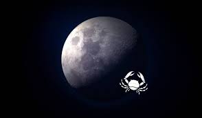 People with the moon in cancer, are likely to make excellent homemakers. Moon In Cancer Personality Traits