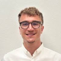 50+ perfiles de «Eberhardt»