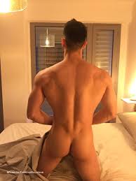 Parsifal The King: il bellissimo italiano si mette a nudo - foto e video -  BitchyX