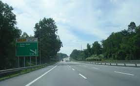 Dengan laluan baru ini, pemandu boleh mengurangkan masa perjalanan mereka hingga 11 minit berbanding ketika mereka menggunakan ft. Lebuhraya Baru Lembah Klang Mapio Net