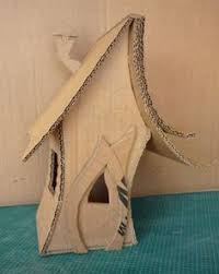 Travaux En Cours Le Carton De Manni Et La Mosaique Le Dessin Et Bricolages En Carton Maison En Carton Maisons De Fees