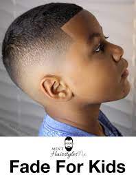 For starters, a black boy's hair is very similar to a black man's, so it would make sense that your little boy or toddler can get most of the same types of cuts and styles.ultimately, black boys look great with a fade, afro, flat top, curly hair, mohawk, buzz cut and even short dread locs. Pin On Kids Haircuts