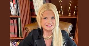 Τι αποκάλυψε η μαρίνα πατούλη για ηλικία και πολιτική; Marina Patoylh H Fwto Mesa Apo To Nosokomeio To Eyxaristw Eikona Aftodioikisi Gr