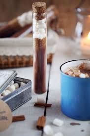 Petites Fioles De Chocolat Chaud A Offrir Chefnini Chocolat Chaud Maison Recette Chocolat Chaud Chocolat Chaud
