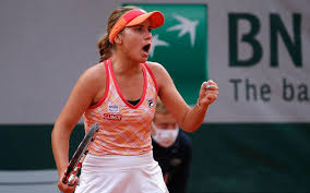 La polonaise atteint ce stade pour la première fois en grand chelem. Roland Garros Sofia Kenin Se Qualifie Pour La Finale Le Parisien
