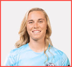 Anne Lowder's Instagram, Twitter & Facebook