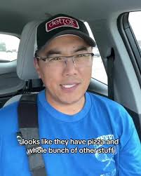 I heard this Elvis Presley themed liquor store in White Lake, Michigan is  popular for their Gyros. So, I had to try it!, Here is honest review of  Graceland King Gyro