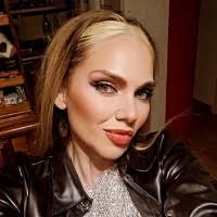 30+ "Leonor Paula" profiles