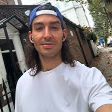 Buying London's Oli Hamilton's age, wife and Instagram revealed