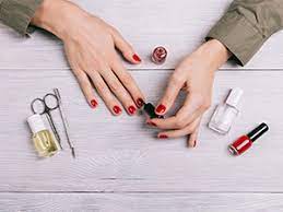 Am besten geht das aufsprühen über einem küchentuch. Nagellack Schnell Trocknen 8 Tipps Fur Perfekte Nagel