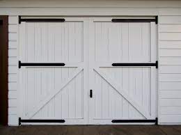 Exterior hinged barn door designs. 12 Ways To Design With Barn Style Doors Barn Doors Swinging Cafe Doors