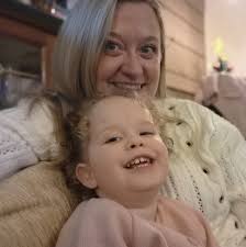 Hey all me again😂 Last question hopefully🤞🏻 Do they sell elf bars/geek  bars in dassia & how much roughly are they? Or shall I buy and pack before  I come over