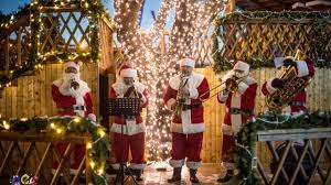 Fie ca viața să fie frumoasă, dulce și ușoară, ca razele de soare care luminează inimile, iar. Targul Poveste De CrÄciun De La Opera ComicÄ E Cel Mai Tare Loc Din BucureÈti De SÄrbÄtori AÈa Èi Pe Dincolo