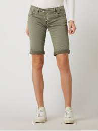 Klassische & elegante bermudas ab 15,99 €. Damen Shorts Bermudas Kurze Hosen Fur Frauen Online Kaufen P C Online Shop