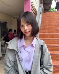 อยากอย ก บเธอไปท งว น ว นเสาหร อว นจ นทร ผมส น ทรงผมส นผ หญ ง ผ หญ ง