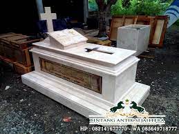 Bintang antik sejahtera selalu memiliki kualitas terbaik, karea kami menggunakan bahan pilihan yang berkualitas. Model Kuburan Kristen Marmer Harga Kijing Makam Kristen Pabrik Marmer Tulungagung