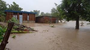 Sketsa gambar bencana alam banjir gambar gambar sketsa terbaru bisa didapatkan dengan gampang di internet karena waktu ini sudah banyak 94 gambar gambar gratis dari bencana banjir. Jembatan Gantung Bima Sakti Di Kabupaten Ttu Roboh Diterjang Banjir Pos Kupang