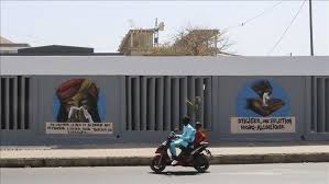 Et pourtant, rapporte le témoin, qui donne l'information dans sa livraison de ce mardi, ce n'est que ce mardi à partir de 23. Senegal Covid 19 Etat D Urgence Et Couvre Feu Decretes Par Macky Sall
