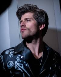 Step in, take a seat 🍹 Reservaciones 📩 link en bio